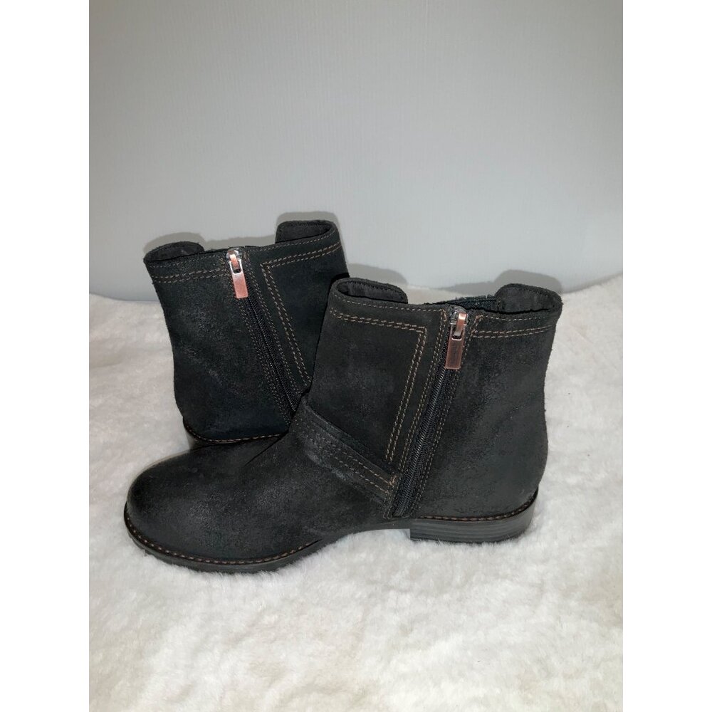 Clarks NEW Aspra Buckle Ankle Bootie (Women) size 8 - Picture 5 of 8
